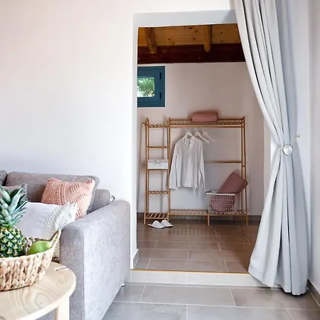 別荘 Amici With Outdoor Jacuzzi Andipáta