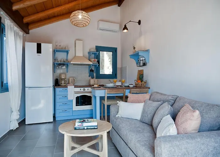 Amici With Outdoor Jacuzzi *