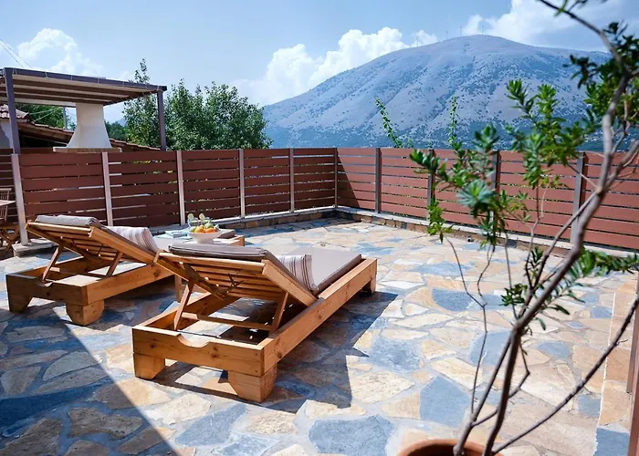 Prázdninový dům Amici With Outdoor Jacuzzi